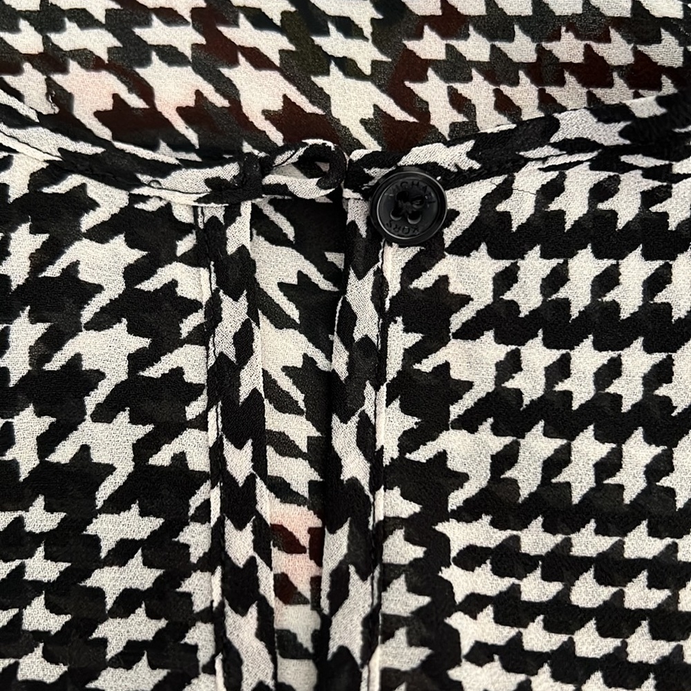 Michael Kors: Freestyle Versatile Blouse - image 5